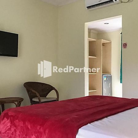 Pondok Mesari Redpartner Near Legian Beach Exterior photo