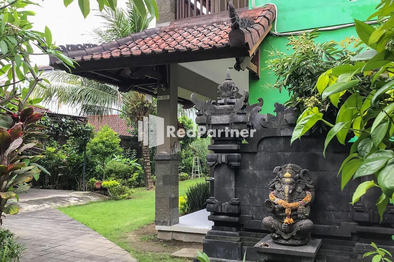 Pondok Mesari Redpartner Near Legian Beach Exterior photo